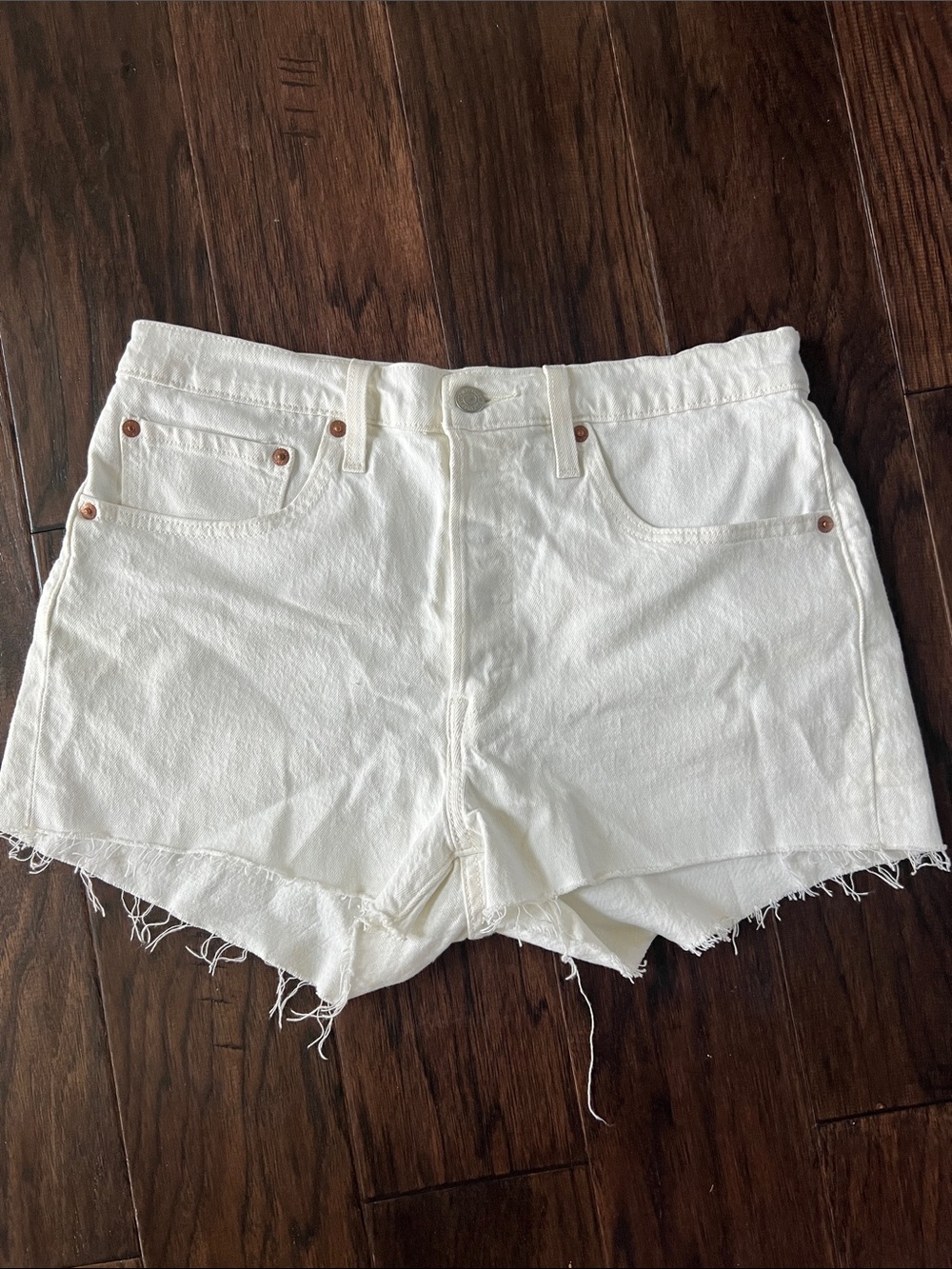 Levi's 501 White Shorts Sz 30 Button Fly Beach Coastal Cowgirl Festival Concert